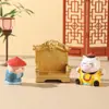 Miniatura de Palacio de Dibujos Animados con Figura de Resina de Emperador, Decoración de Escritorio para Alivio del Estrés