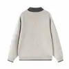 Yidao Vintage Otoño 2026 Nueva Colección: Suéter de punto con cuello de dos piezas estilo Old Money para hombre, suéter de punto retro con retazos