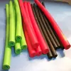 Tubo de plástico de borracha NBR retardador de chama isolamento acústico tubo de isolamento de plástico de borracha tubo de fogo tubo de isolamento de cor tubo de água superior e inferior algodão de isolamento acústico