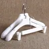 Cabide Fosco para Terno Vestido de Noiva Antiderrapante Ombro Largo Plástico Sem Marca Loja de Roupas para Adultos Cabide Suporte para Calças