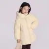 Chaqueta de plumón para niños 2026 Invierno Nuevo Estilo 90 Plumón de pato blanco Engrosada con capucha Larga con capucha Cálida