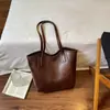 Bolsa Tote de Gran Capacidad para Mujer 2026 Nuevo Tendencia Otoño Retro Gorpcore para Viajar Sensación de Alta Gama Bolso de Hombro