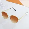 Gafas de Sol Cuadradas Nuevas 2026 Moda Iridescente Unisex para Rostro Grande Adelgazantes Tendencia Protección Solar Metal 90