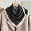 Lenço de seda verde, lenço quadrado pequeno para mulheres, lenço de pescoço artístico estilo japonês vintage, lenço de cabeça de algodão e linho moderno estilo hip-hop de rua, lenço para homens