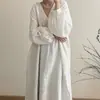 Vestido de Lino Nuevo Vintage Otoño 2026 Cuello en V Elegante Manga Larga Holgado Adelgazante Talla Grande