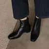 Botas de tornozelo vintage estilo britânico em couro genuíno, versáteis para outono e inverno, bico quadrado, salto grosso, botas estilo Martin em couro desgastado, botas femininas de comércio exterior transfronteiriço