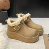 Sapatos femininos estilo Birkenstock, com forro de fleece e sola grossa, nova coleção de inverno 2026, de calçar, confortáveis e quentes, perfeitos para condições de neve no Nordeste da China