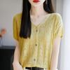25 Verão Novo Cardigan Tricotado Decote V Tencel Lyocell Manga Curta Feminino Vazado Cor Sólida Solto Versátil Top