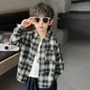 Camisa con Letra en la Etiqueta Trasera Ropa de Primavera y Otoño para Niños Estilo Coreano Camisa Casual Guapa para Niños Top Elegante para Bebé