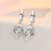 Novos Brincos de Argola Grandes para Mulheres, Elegante Estilo de Moda Coreano e Japonês, Brincos de Gancho Francês com Pingentes Brilhantes em Forma de Coração de Diamante