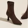 Botas de tornozelo de salto alto estilo coreano com bico fino para mulheres, botas de inverno marrons elásticas de corte justo, botas de moda para o trabalho, camurça, elegantes