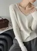 Nuevo Suéter de Punto Suave y Acogedor con Cuello en V de Orange Blossom, Corte Ajustado, Te Hace Ver Más Delgado y Añade un Toque de Sofisticación 622