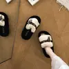 Sandalias de vestir sin cordones, color block, a la moda, peludas para mujer, nueva colección otoño/invierno 2026, casuales, que realzan la altura, antideslizantes, cómodas y elegantes.