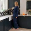 Nuevo conjunto de casa de color sólido con manga larga y pantalón largo para mujer, estilo francés arrugado casual, holgado y cómodo, se puede usar afuera, pijama TZ4132