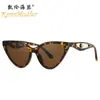 Nuevas Gafas de Sol de Moda Tendencia Estilo Ojo de Gato Transfronterizo Punto Metálico Perla Protección UV 5697 Gama Alta Versátiles