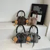 Nova Bolsa Saco Outono e Inverno Feminina Artística Xadrez Estilo Coreano Cordão Chanfrada Bolsa de Mão Letras Casual Bolsa de Ombro Transversal