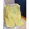 Camisa sin mangas de algodón y lino amarillo estilo bohemio para mujer Verano 2025 Holgada con conchas Cuello redondo Blusa de lino Top