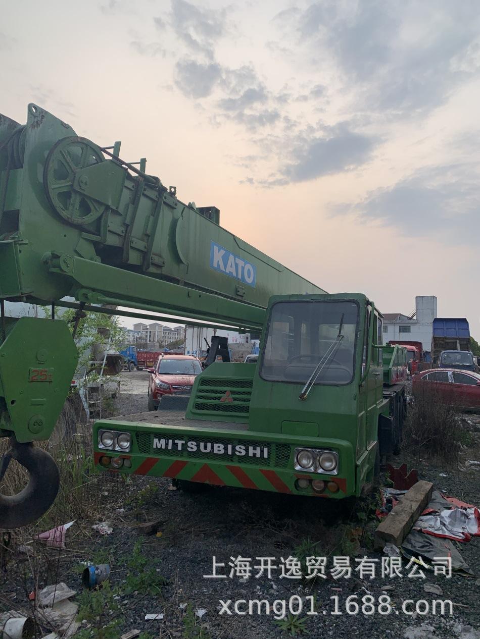 25 ton kato crane (27)