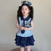 Conjunto de Duas Peças de Uniforme de Policial Coelho para Meninas Verão 2026 Novo Estilo Moda Bebê Saia Bolo Estilo Academia