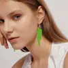 Pendientes Cruzados Europeos y Americanos de Acrílico Geométrico Fluorescente Estrella de Cinco Puntas Rayo Pequeño con Ganchos para Oreja Pendientes Elegantes para Fiesta de Señoras para Mujeres