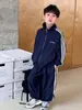 Procesamiento de Personalización Ropa de Otoño para Niños Ropa Deportiva Infantil Ropa de Otoño para Niños Bebé Guapo Elegante Ropa Infantil de Primavera Otoño
