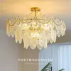 Candelabro de cobre puro estilo francés de lujo ligero para sala de estar, lámpara acogedora estilo crema elegante y moderna para dormitorio, lámpara de techo creativa de perlas para el hogar