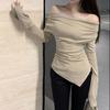 Camiseta de Manga Longa com Estampa de Caranguejo de Cinco Painéis, Ombro Único, para Mulheres, Novo Estilo Primavera e Outono, Slim Fit Irregular, Valoriza a Silhueta, Top Básico de Cor Sólida