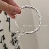 Pulseira Borboleta Flores Prateadas Imitação Feminina Metal Prateado Padrão Esculpido Personalizado Vintage Ajustável