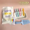 Traje de Vajilla Desechable de Grado Alimenticio para Mesa de Pastel de Cumpleaños Cuchillo y Tenedor Plato Tenedor Ondulado Cortador de Plato de Papel Combinación de Velas