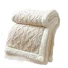 Manta de lana de cordero, felpa de leche engrosada, felpa de coral, manta pequeña para invierno, colcha, manta para siesta de invierno en la oficina