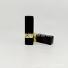 Venta al por mayor de fábrica, tubo vacío de labial dorado y plateado, tubo de labial rojo y negro, carcasa de labial cuadrada de plástico tallado