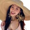 Aretes de Flor Grande Tejidos Yi Mengling para Mujer Estilo Vacacional Marítimo Exagerados para la Cara Aretes Pequeños Bohemia