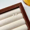 Pendientes Coloridos Brillantes de Estrella Pequeños y Sencillos Estilo Coreano para Mujer Diseño de Nicho Exquisitos Versátiles Pendientes Sencillos para Mujer