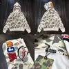 Sudadera con cremallera y camuflaje de tiburón Bape de moda para hombre y mujer, estilo pareja, cárdigan chaqueta con capucha holgado de forro polar puro de moda para hombre