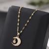 Collar con colgante de proyección de luna creativo y popular de TikTok, de acero de titanio, con cadena corta para clavícula y diamantes incrustados, para mujer.