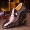 Zapatos de vestir formales para hombre de cuero punta redonda casual británico transpirables para el trabajo slip-on resistentes al desgaste suela blanda zapatos de cuero de una sola pieza entrega