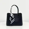 Bolsa Tote Negra Transfronteriza Personalizada para Mujer 2026 Nueva Bolsa de Cuero Suave de Alta Gama Atmosférica Gran Capacidad para Viajar Bolso Cruzado