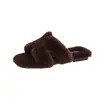 Pantuflas mullidas para mujer para usar en exteriores, nuevas pantuflas peludas de pelo de conejo de moda Otoño/Invierno 2026, pantuflas de algodón de una tira para mujer
