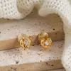 Pendientes Exquisitos y Compactos en Forma de Corazón con Circonita, Pinzas para Orejas Tipo Bobina de Mosquito para Mujer, Primavera y Verano, Lujo Ligero, Sensación de Alta Gama, Estilo Dulce y Fresco de Chica