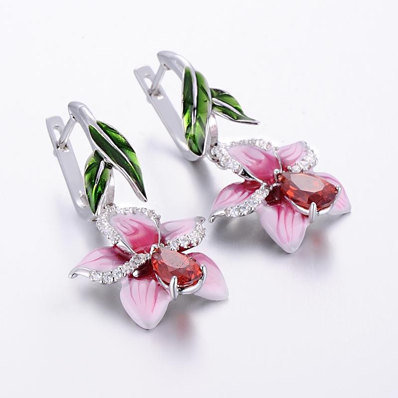 HTB1cohImSMmBKNjSZTEq6ysKpXao