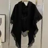 Diseño Estilo Coreano Borla Triángulo Chal Grande para Mujeres Otoño e Invierno Color Sólido Atmósfera Versátil Bufanda Cálida