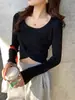 Suéter tejido de cuello redondo para otoño e invierno para mujer, con un diseño único, estilo corto, adecuado como prenda exterior, top base de manga larga en blanco