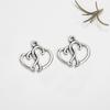 Materiales al por mayor para accesorios de joyería DIY 19*16mm Aleación Doble Corazón Retro Colgante con forma de corazón Amuleto Corazón de Amor