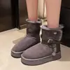 Botas de Nieve de Felpa Retro de Suela Gruesa Moda Adelgazante Gamuza Botas de Montar para Mujer Cálidas Aumentan Altura Invierno Hebilla 2026