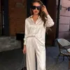 Novo conjunto de seda outonal europeu e americano, estilo simples, cor sólida, para mulheres, conjunto de duas peças com cardigã de manga longa e calças de corte solto