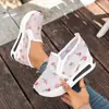 Nuevos Zapatos Deportivos de Malla Transpirable para Mujer de Tallas Grandes para Verano, Zapatos de Cuña Cómodos Bordados de Suela Gruesa para Mujer, En Stock