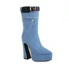 Botas Curtas de Sarja Estilo Coreano Novas Fivela de Cinto Bico Apontado Botas de Cavaleiro Mesa d'Água Salto Alto Grosso Botas Tamanho 40-45 Botas de Comércio Exterior