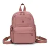 2026 Verão Transfronteiriço Ultra-Leve Impermeável Lona Feminino Grande Capacidade Bolsa Acolchoada Moda Nicho Mochila Feminina