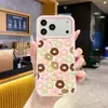 Funda de teléfono de retazos de tela retro bestseller transfronteriza de silicona líquida para Apple 16 Pro, tacto agradable a la piel con forro de terciopelo incorporado