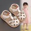 Zapatos de bebé, zapatos para niños pequeños, sandalias, nuevo modelo de verano 2026, ultraligeros, transpirables, antideslizantes, zapatos para bebés y niños pequeños, zapatos para niñas, anti-patada